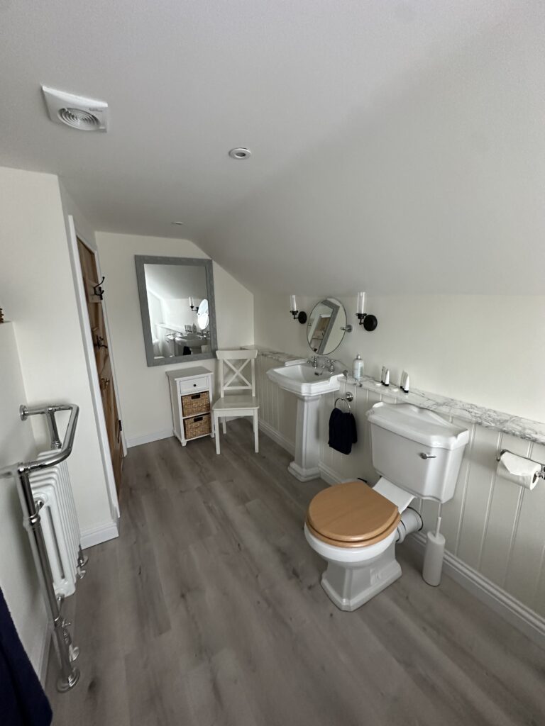 The Cottage Thrussington Family Bathroom